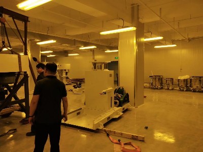 超低空間內(nèi)組裝機(jī)器